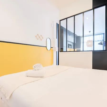 - Beautiful Art Deco App !